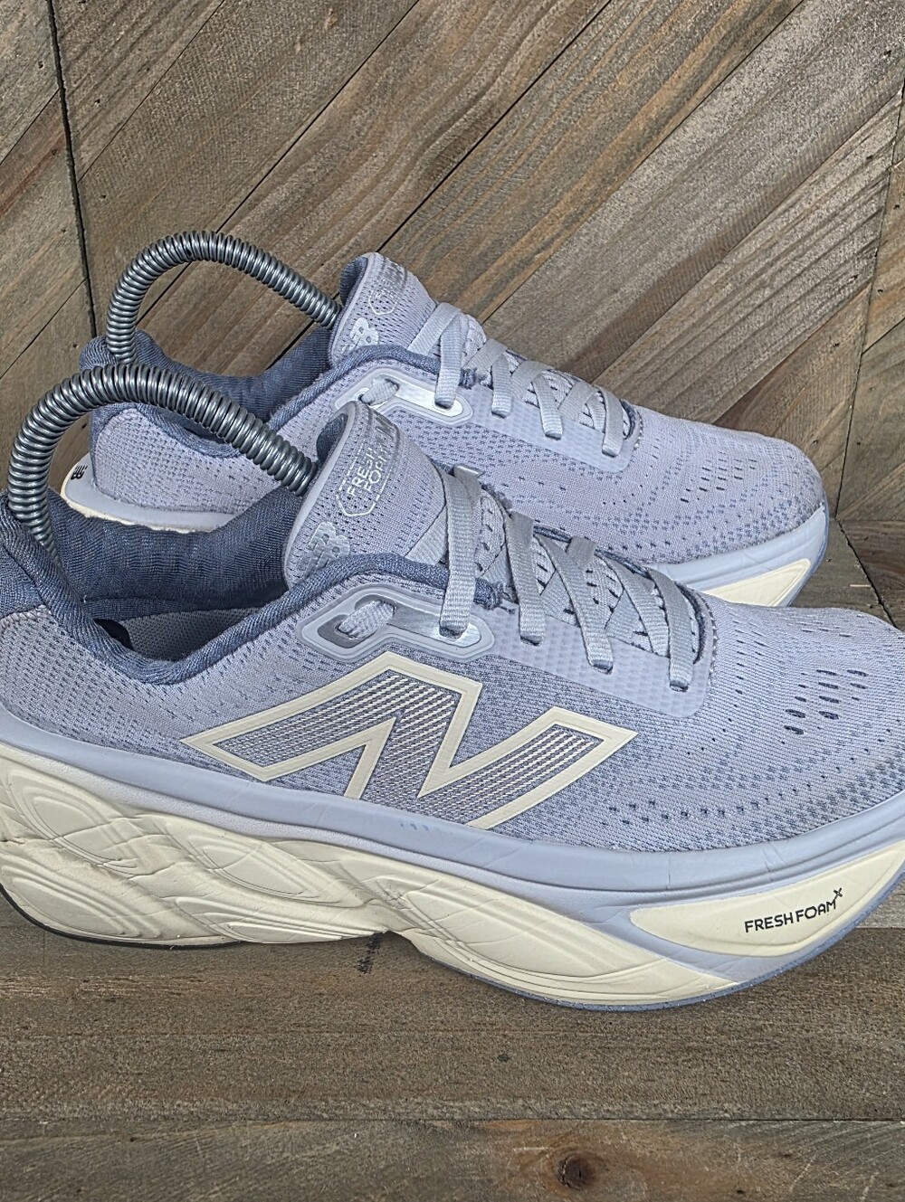 New Balance Fresh Foam X MORE Womens Athletic Running Shoes Size 6.5 Pearl Grey.